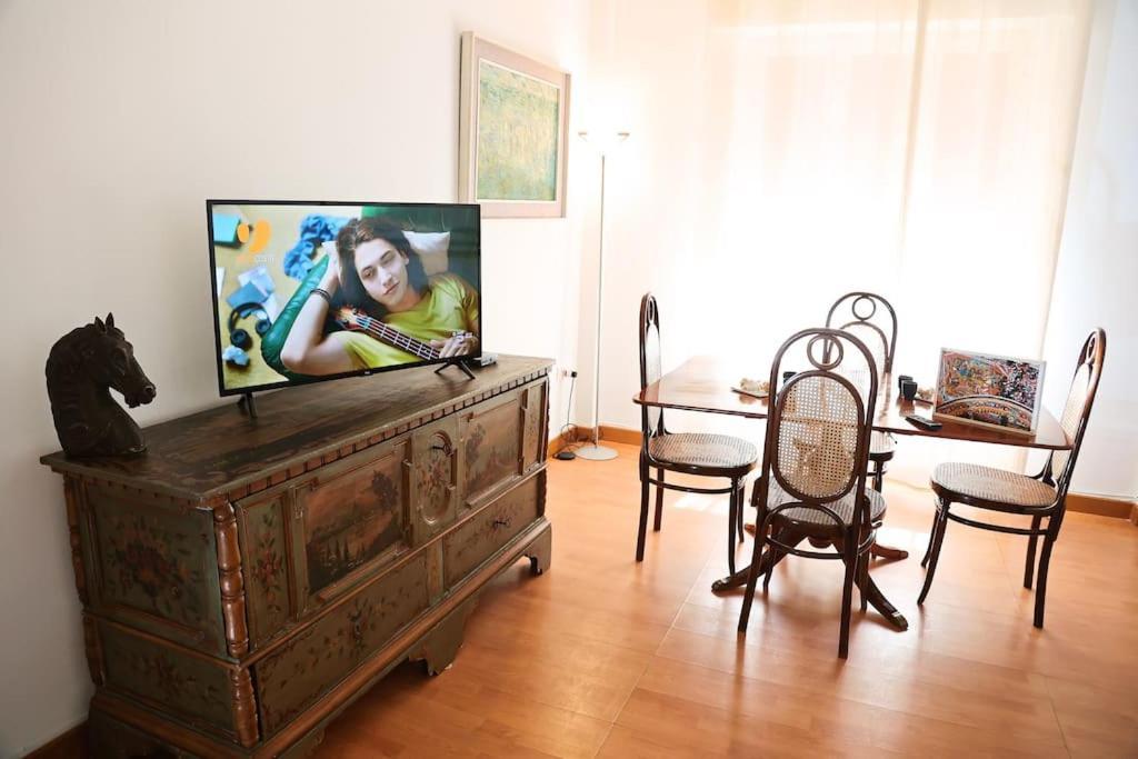 Apartament La Casa Del Maggiore, Tra Mare E Centro Palermo Zewnętrze zdjęcie