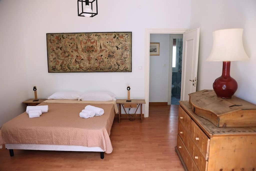 Apartament La Casa Del Maggiore, Tra Mare E Centro Palermo Zewnętrze zdjęcie
